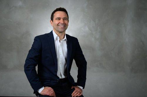 mobile - carousel-hero-element image-2