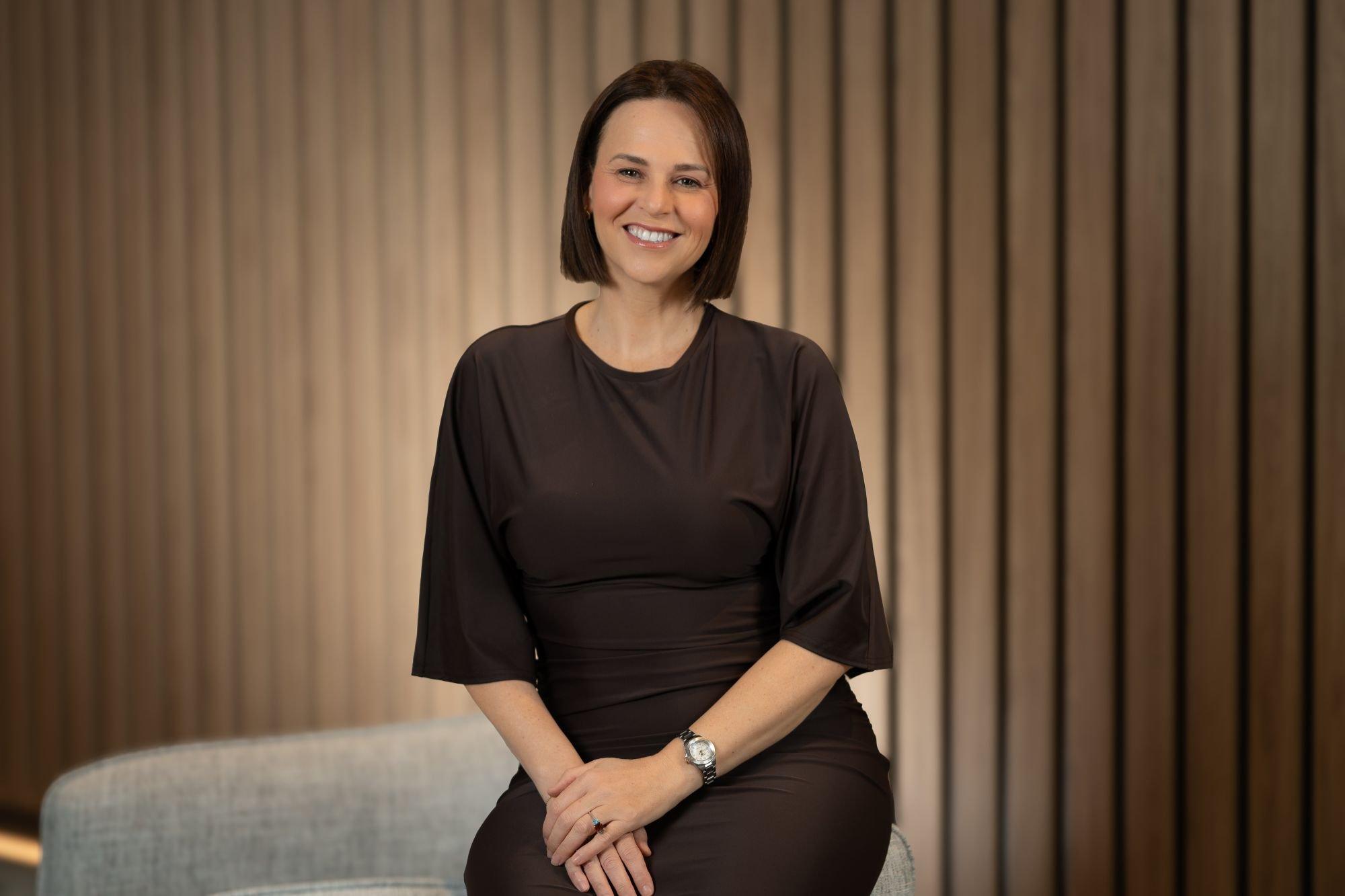 carousel-hero-element image-19