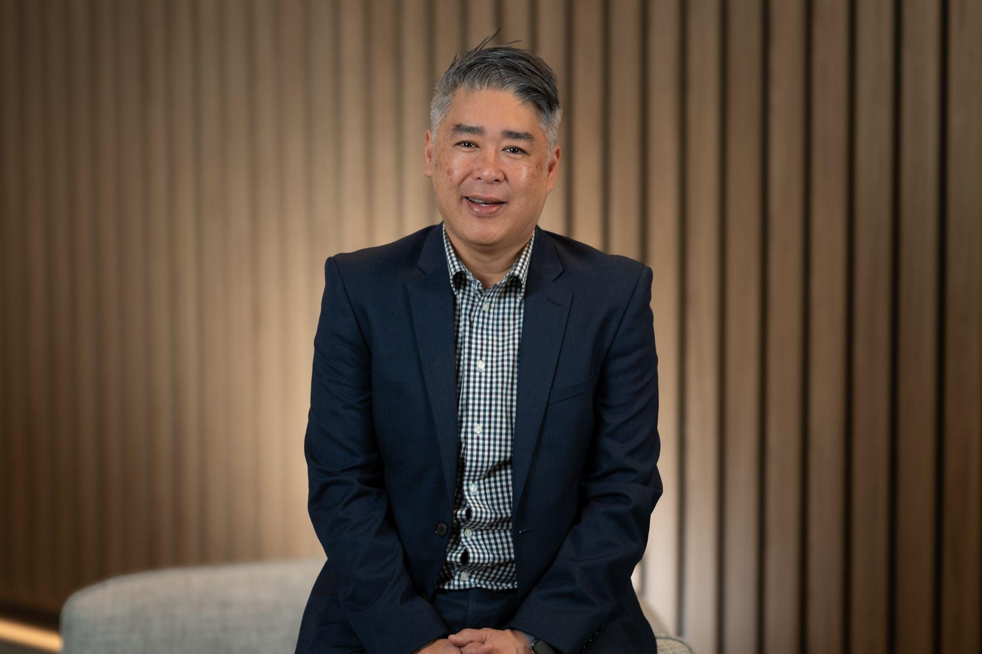 carousel-hero-element image-18